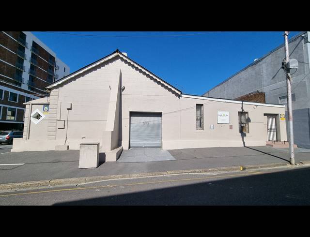 639M² BUILDING FOR SALE IN OBSERVATORY